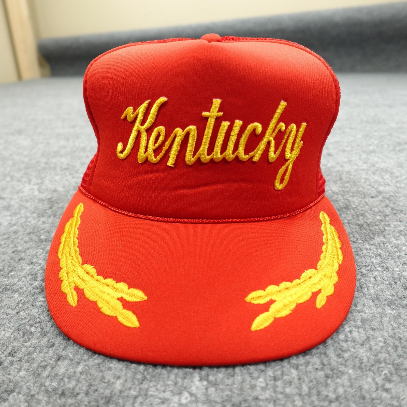 Vintage Kentucky Hat Cap Snap Back Mens Red Trucker Mesh Scrambled Eggs